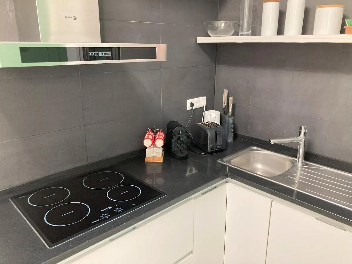Lisbon Fabulous T2 Apartment With Balcony In Rossio Lisboa 0*,