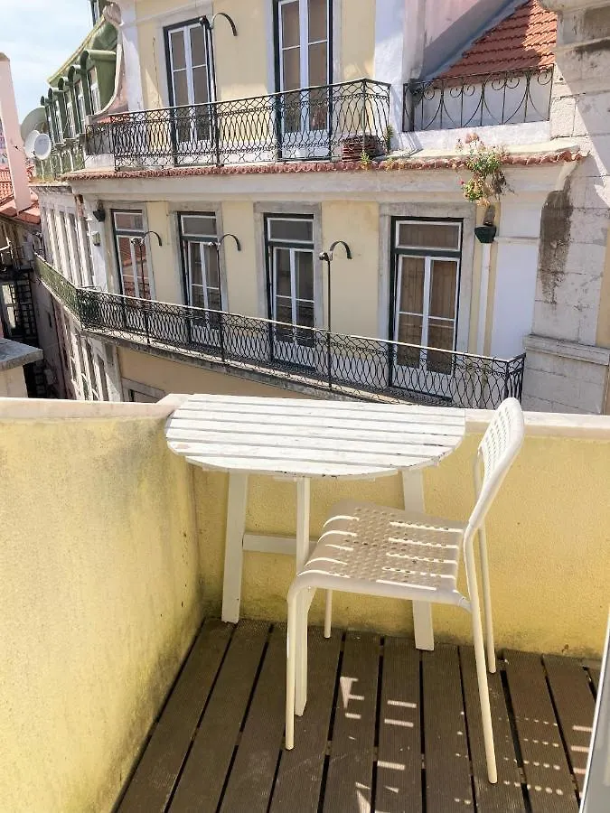 Lisbon Fabulous T2 Apartment With Balcony In Rossio Lisboa