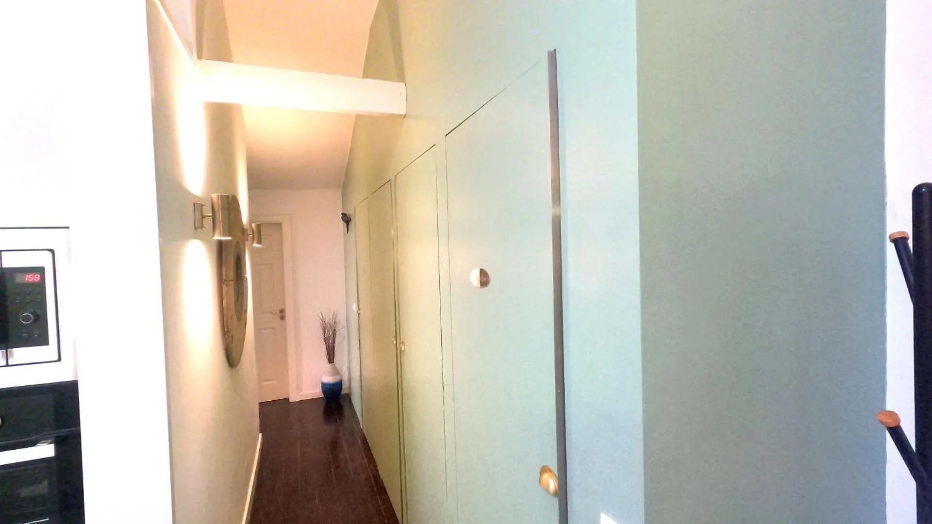 Lisbon Fabulous T2 Apartment With Balcony In Rossio Lisboa