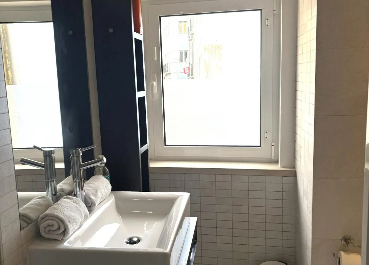 Lisbon Fabulous T2 Apartment With Balcony In Rossio リスボン 0*,  ポルトガル